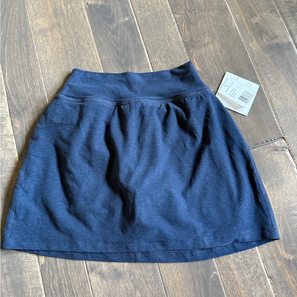 NWT Beyond Yoga Spacedye Move It Skirt Size xs